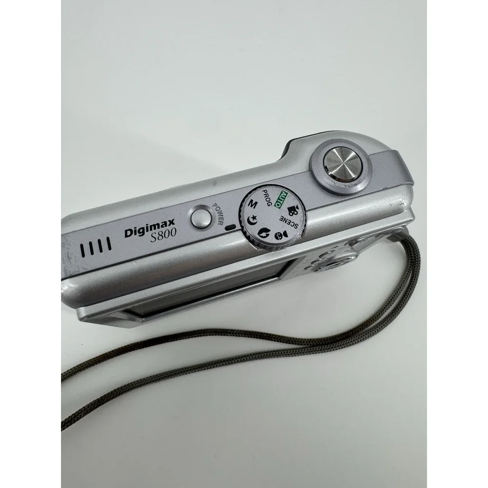 Samsung Digimax S800 8.1 Mega Pixels Digital Camera Silver Point in Original Box